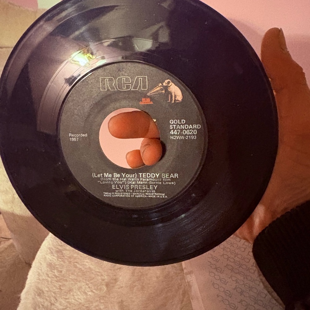 RCA Vinyl Record - Elvis Presley